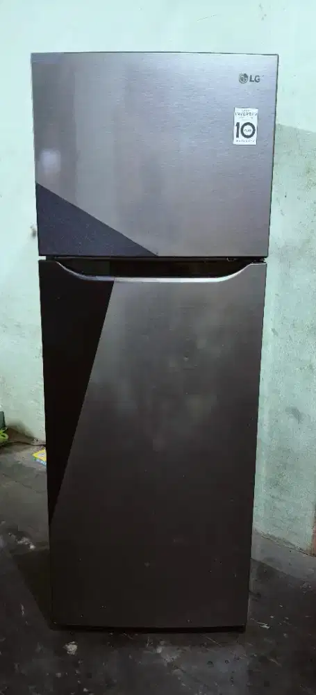 Kulkas 2 pintu LG digital inverter nominus