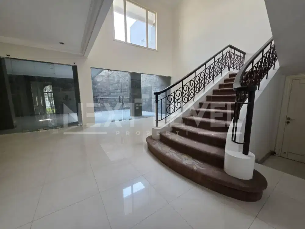 Dijual Rumah Mediterania Citraland Utama Minimalis Strategis Siap Huni