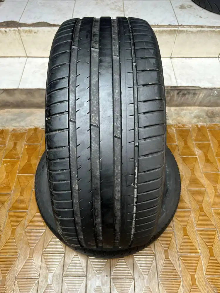 Ban Michelin Pilot Sport EV 255 45 r20 1Pcs