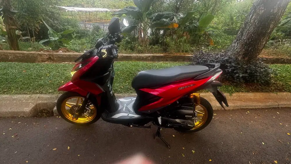 Dijual Honda Beat Street 2024 – Hitam Original Full Accessories