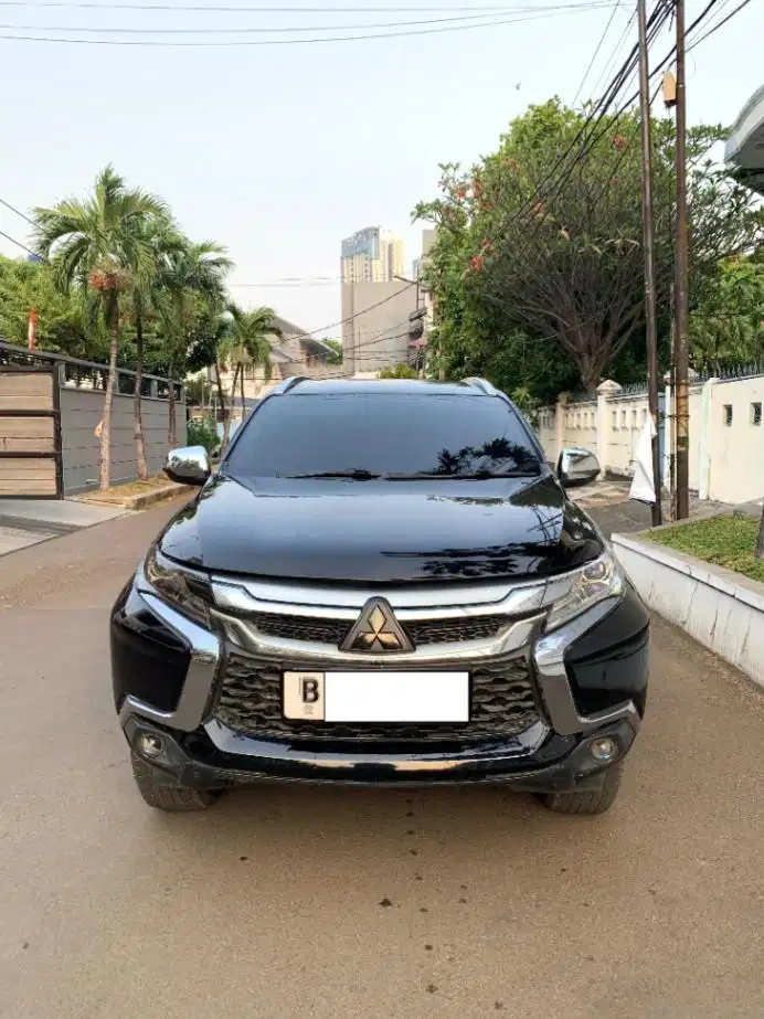MITSUBISHI PAJERO SPORT 2.5 EXCEED DIESEL 4x2 AUTOMATIC 2020