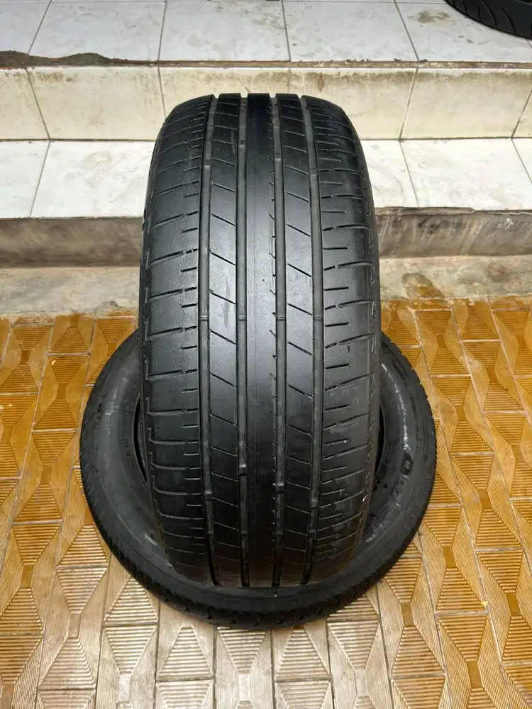 Ban Bridgestone Turanza T005A 225 45 r19 1Pcs