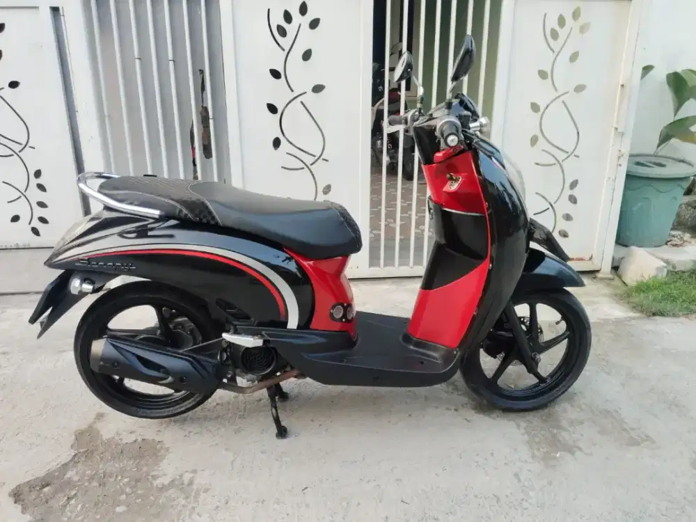 Honda Scoopy tahun 2012 siap pakai di Tangerang