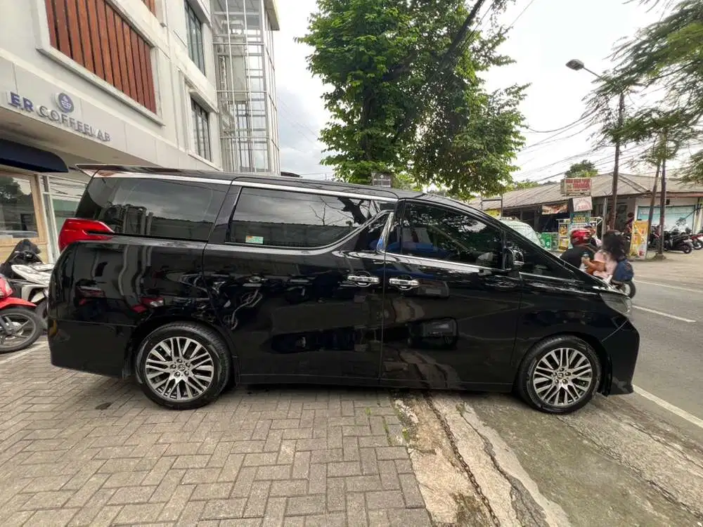 Toyota Alphard 2017 Bensin