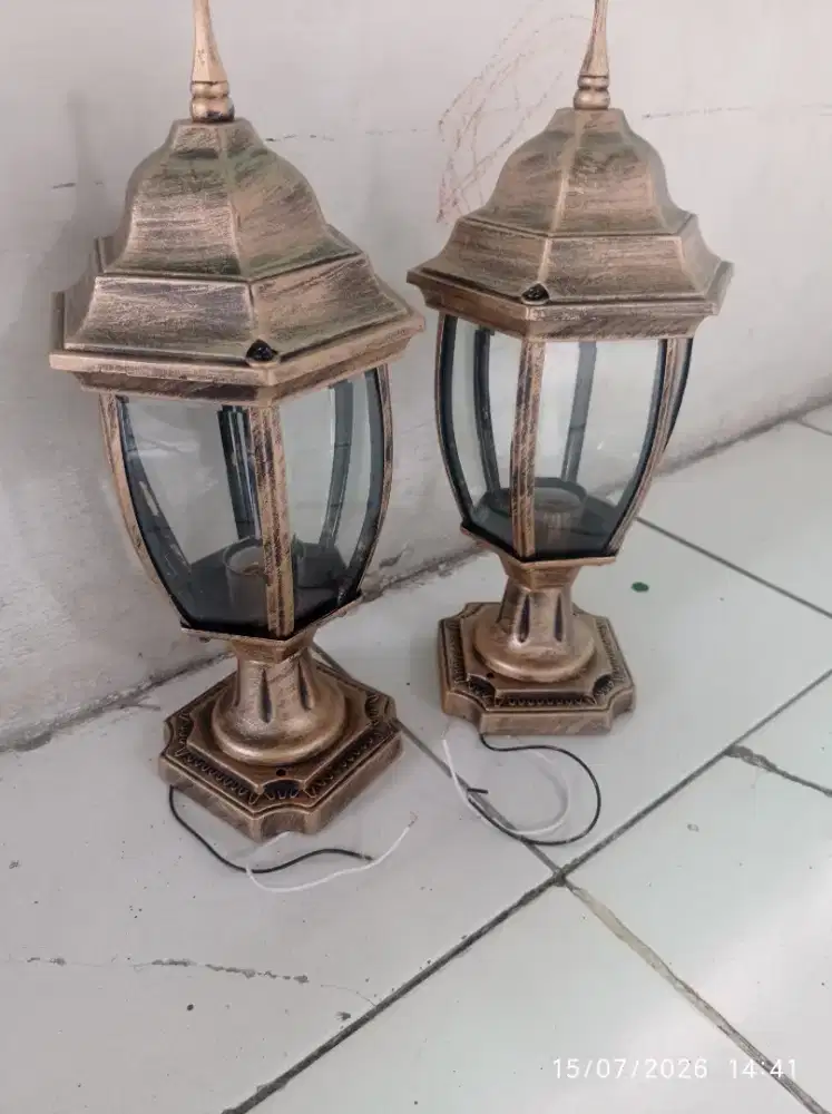 Lampu Hias Taman