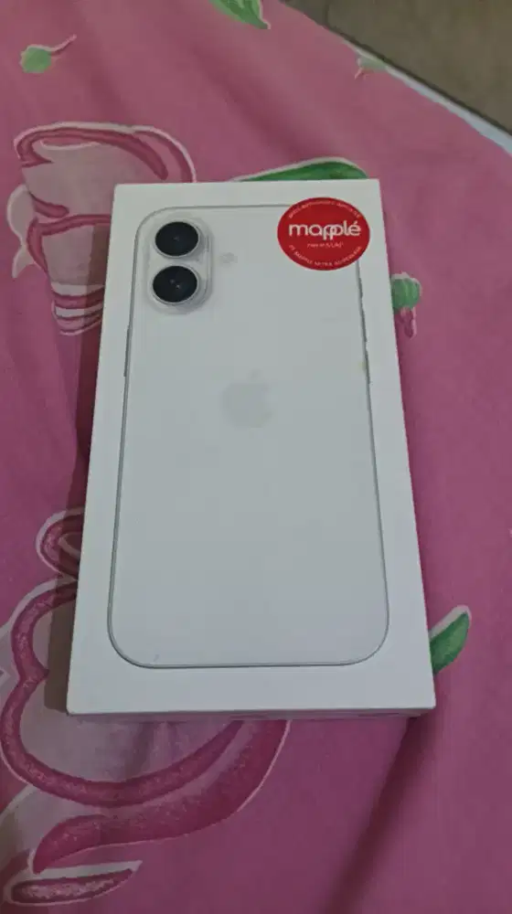 Dijual iPhone 16 basic 128gb garansi resmi digimaop, baru buka segel.