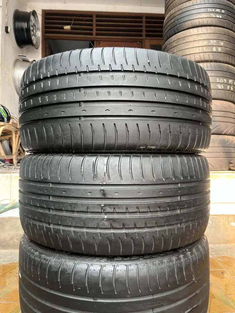 Ban Accelera PHI 235 35 r19 2Pcs