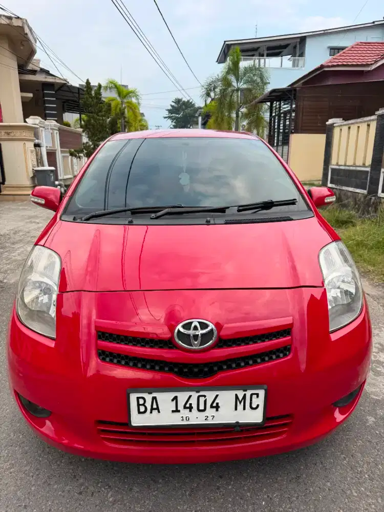 Yaris E 2008 M/T