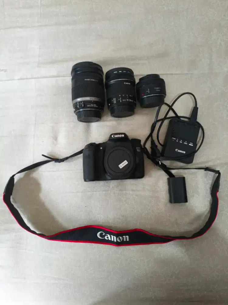 Kamera Canon 70D Wifi + Tas