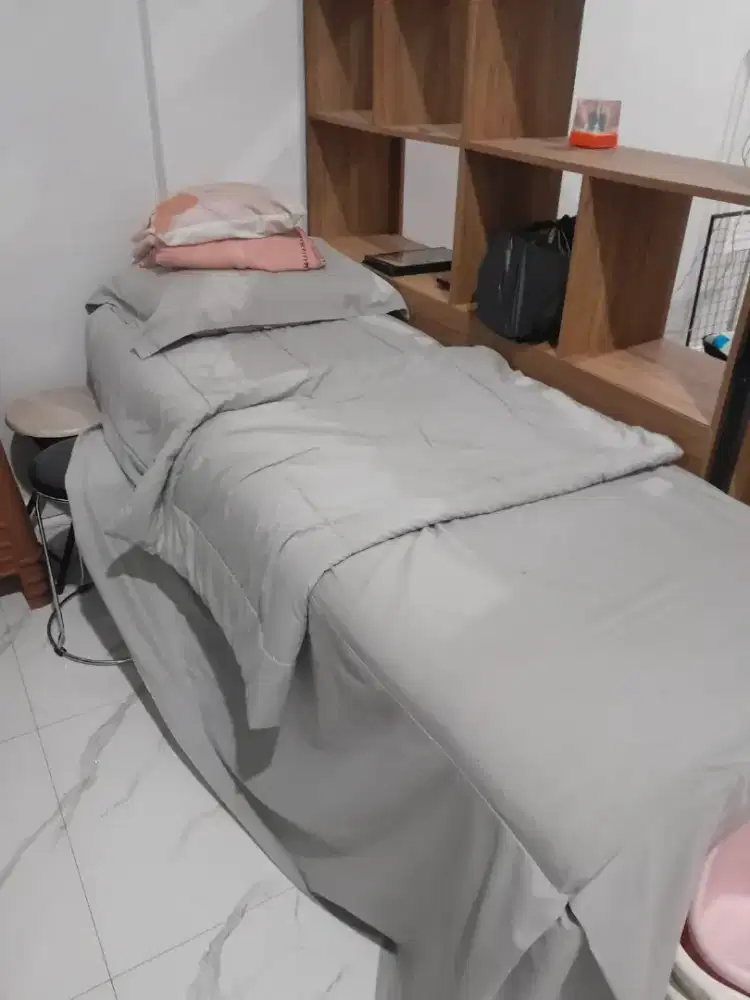 Eyelash bed (tempat tdr eyelash)