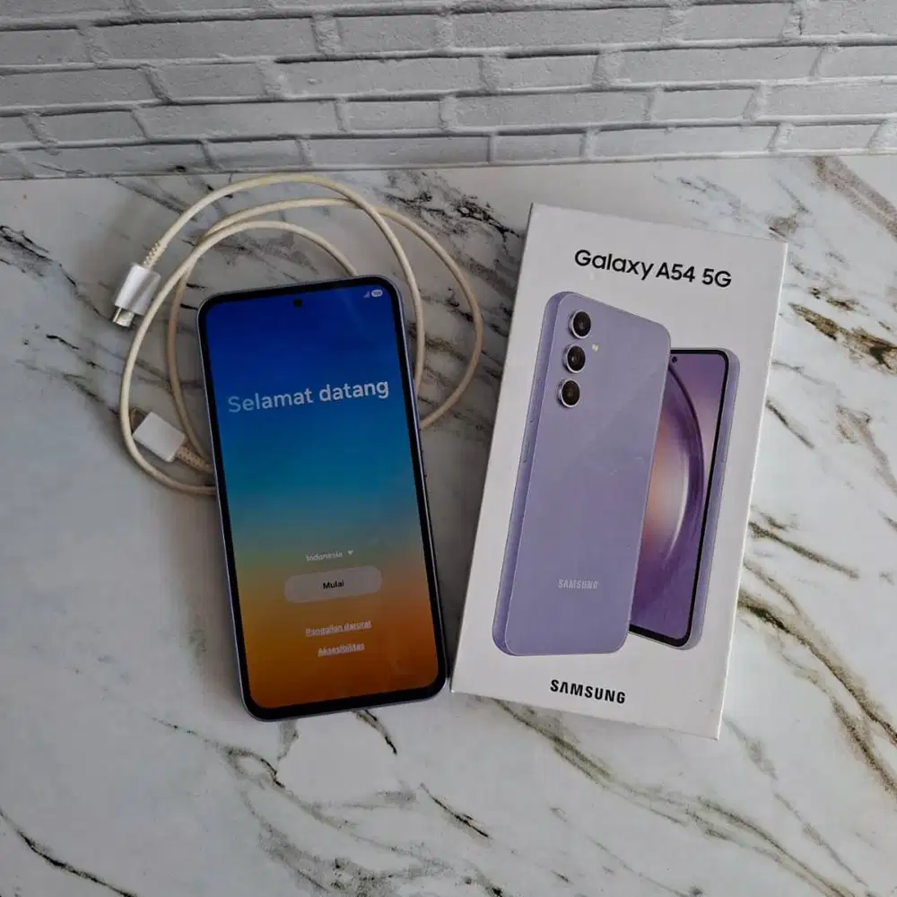 Samsung Galaxy A54 5G 8/256GB Mulus - Tanpa Kepala Charger