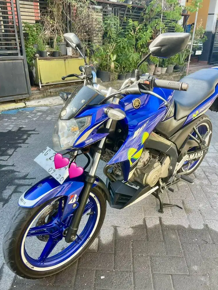 Dijual vixion NVA 2015 kondisi mulus