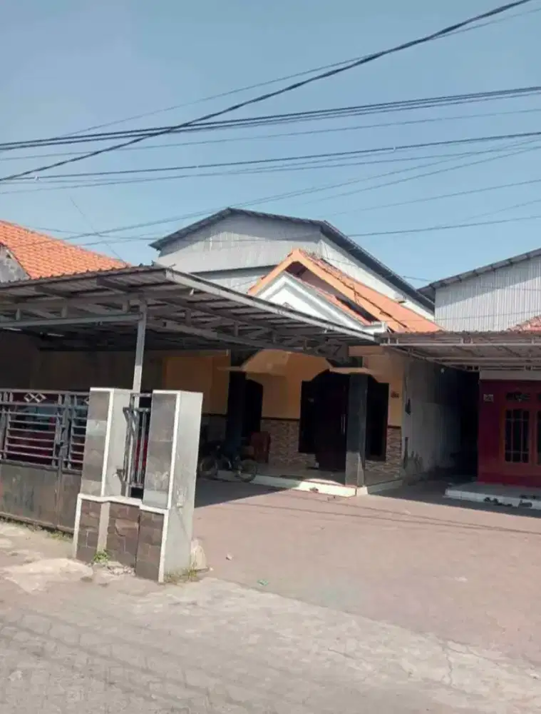 Rumah Dijual Lokasi Taman Sidoarjo
