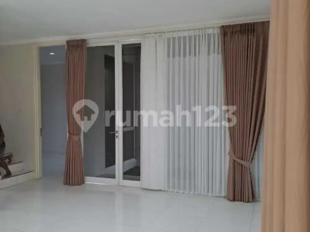 Disewakan Rumah Siap Huni di Discovery Bintaro