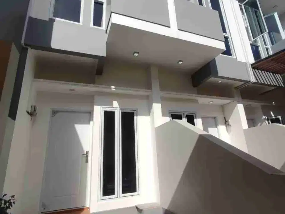 Rumah dijual 2 lantai siap huni di Sunter Jakarta Utara lokasi strategis dekat JIS