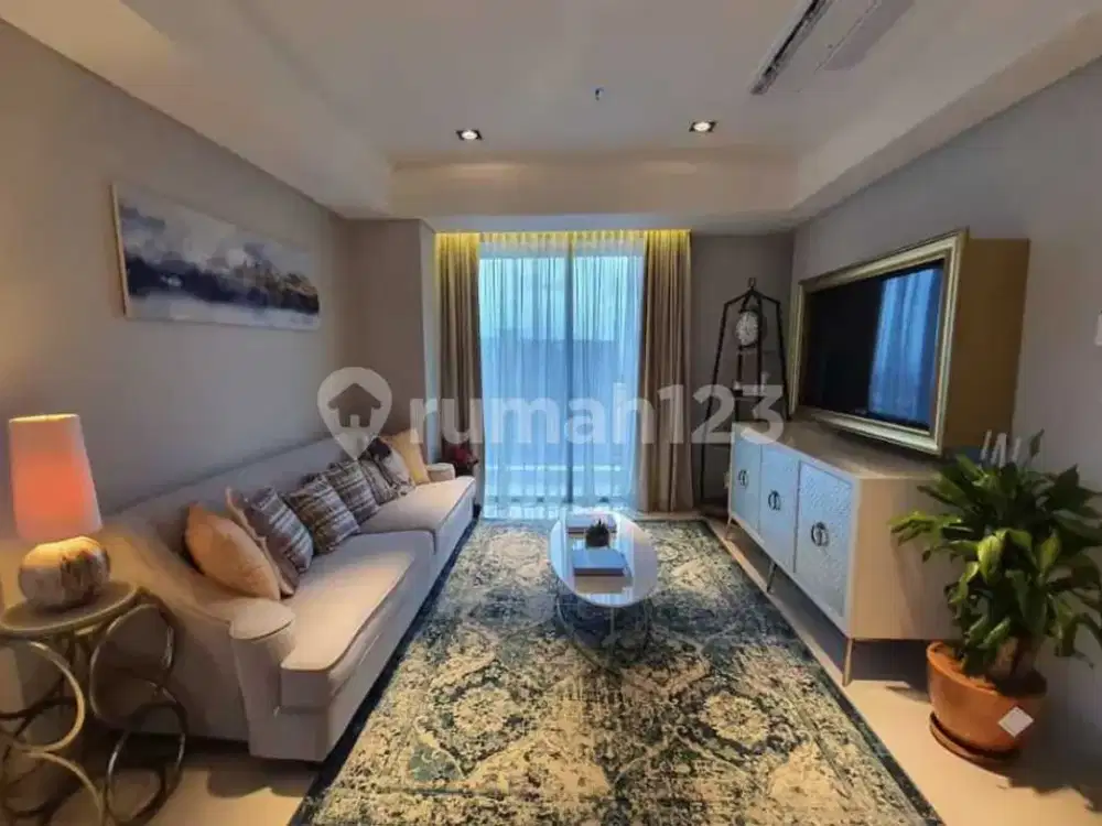 Disewakan 3 BR Apartemen Casa Grande Residence Phase 2