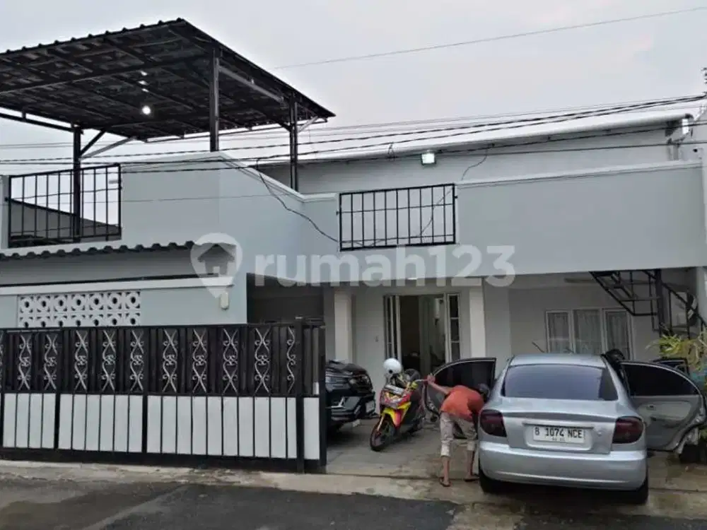 Dijual Rumah Besar di Serua Indah Ciputat, Tangerang Selatan