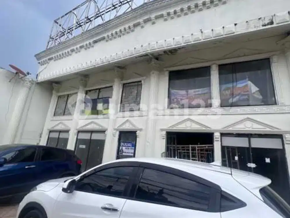 Disewakan Gedung Komersial di Pondok Pinang