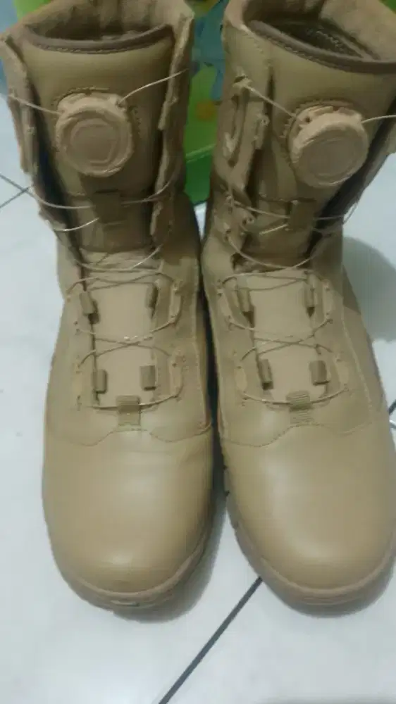 sepatu pdl second