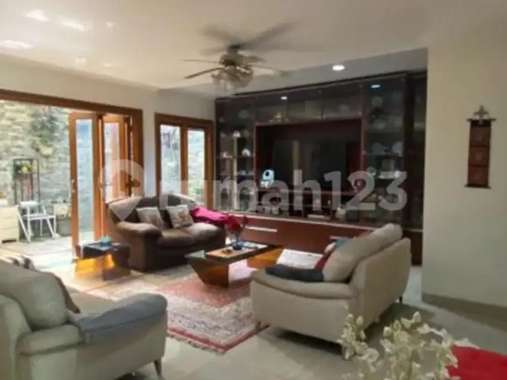 Dijual Ruamh Asri di Puri Bintaro Sektor 9