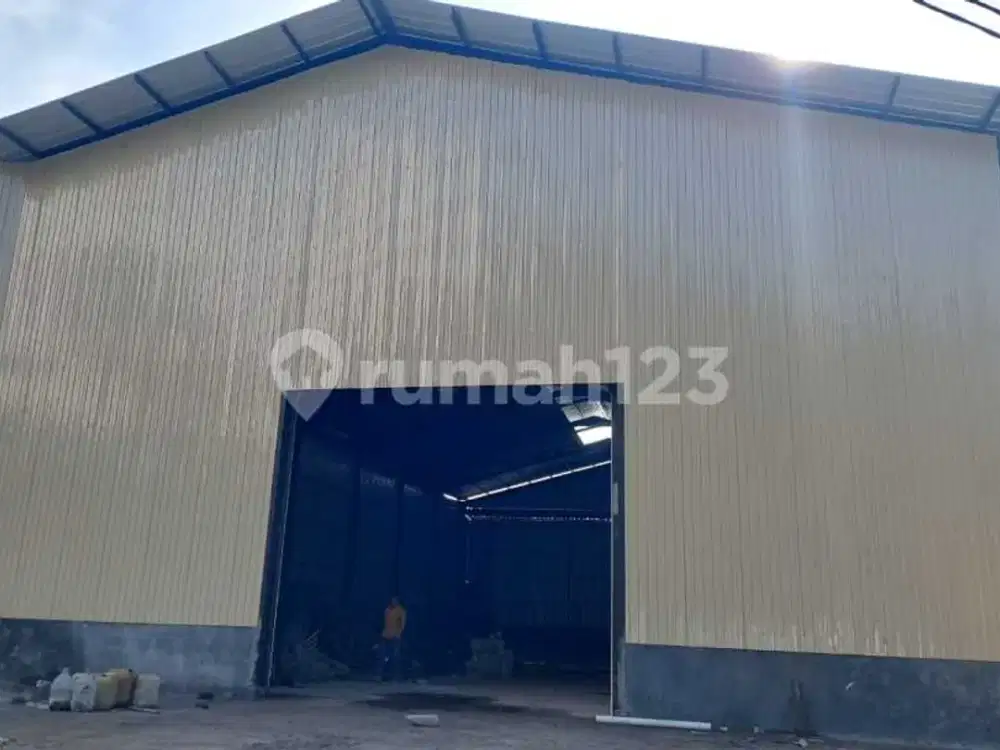 Disewakn Gudang Arjuna Kebon Jeruk, Luas 1625 M²