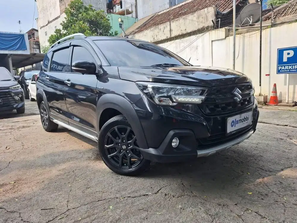 Suzuki XL7 1.5 Hybrid AT 2023 Termurah