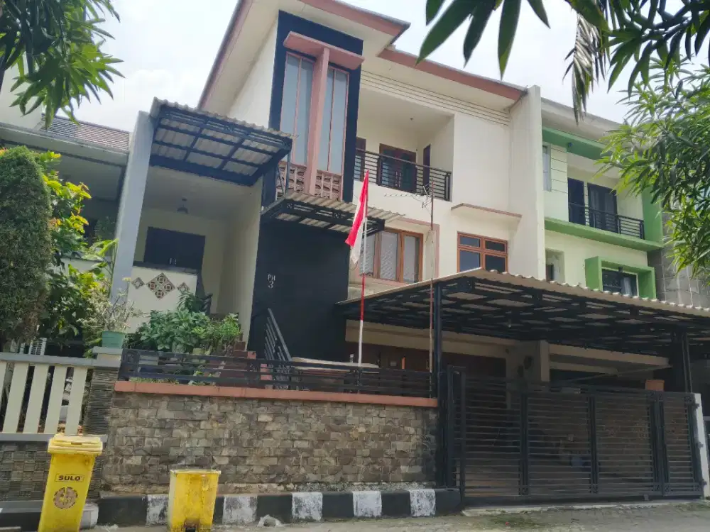 RUMAH MEWAH BERKELAS DI GRAND PRIMA BINTARA - PONDOK KOPI