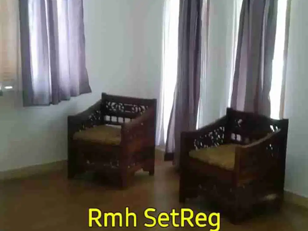 Rumah di Kompleks Setiabudi BESAR dan MURAH