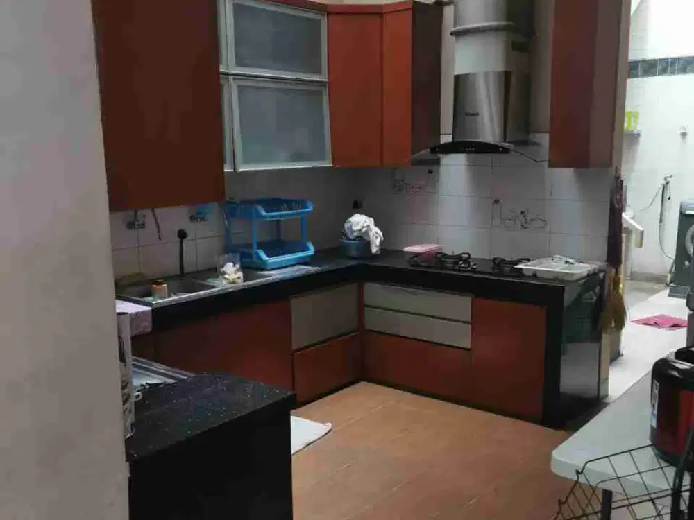 Jual Rumah Luas  Siap Huni