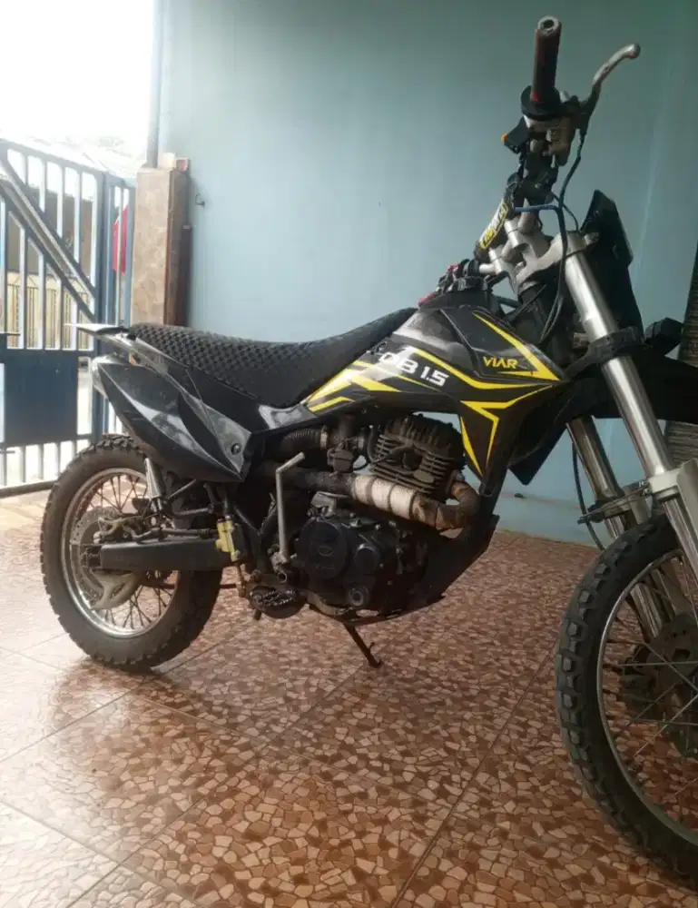 Viar Cross X 150 - Pajak Hidup, Siap Pakai