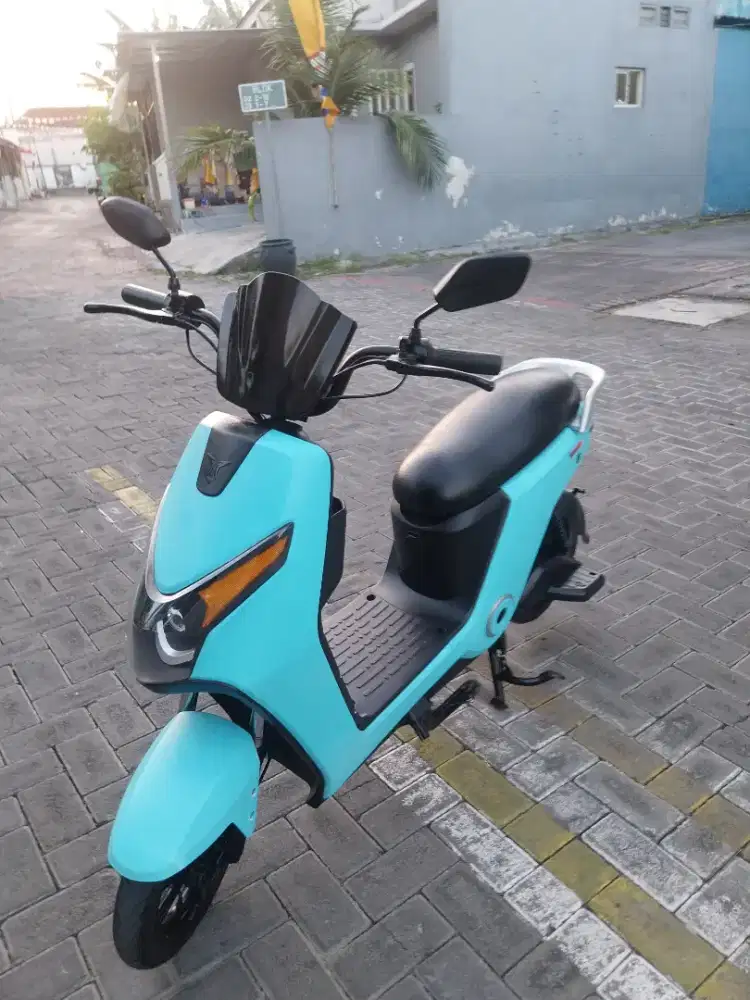 Uwinfly normal semua