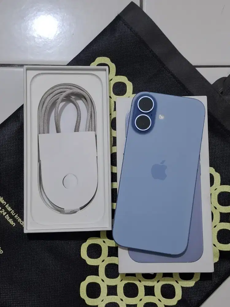 iPhone 17 basic 256gb iBox