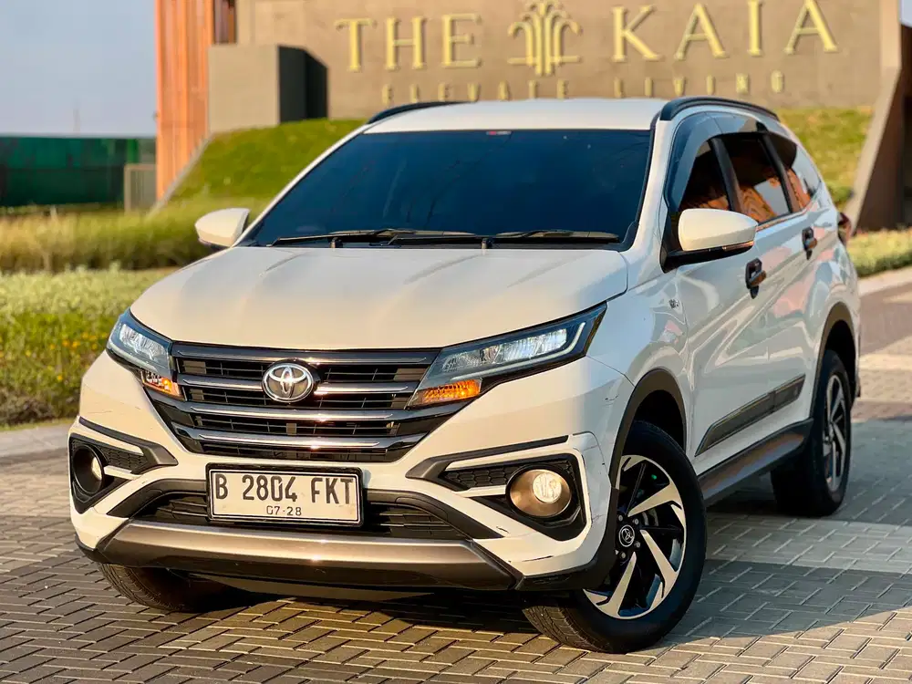 TOYOTA RUSH GR 1.5 METIK 2023