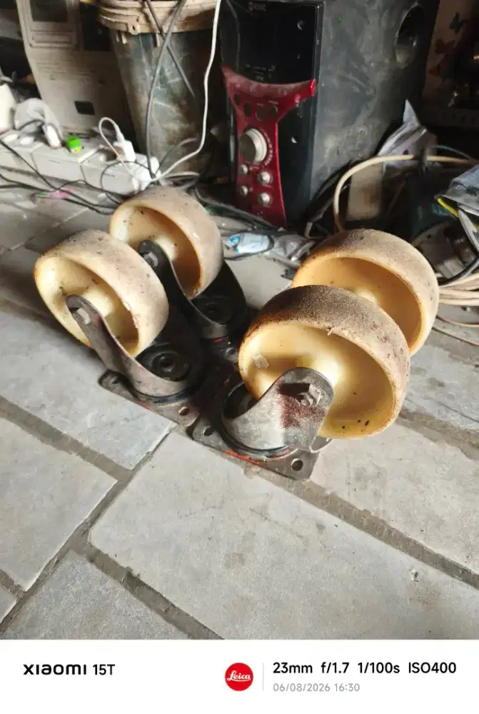 RODA TROLI HIDUP GEROBAK NYLON NILON 6 INCH BEKAS SEKEN MERK BLICKLE