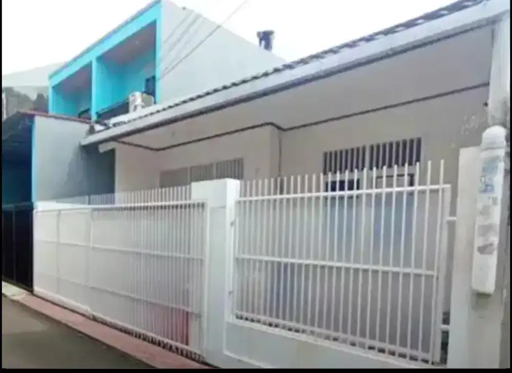RUMAH CANTIK DI PONDOK KELAPA