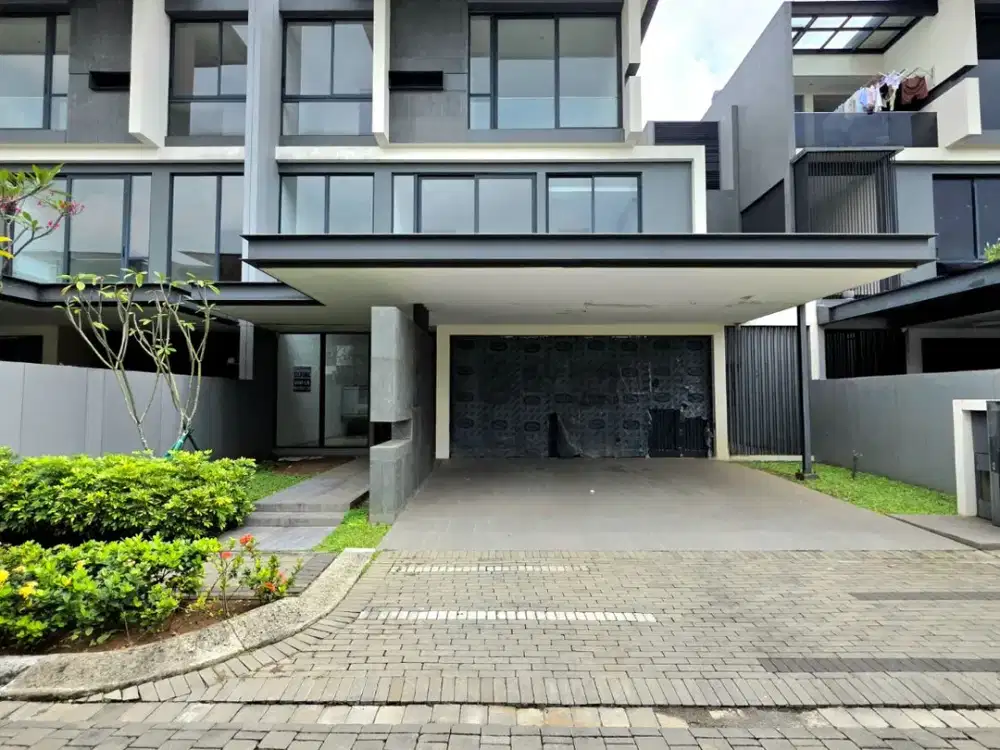 TURUN HARGA, brand new Lyndon Lebar 12 Navapark, ada lift KT 5