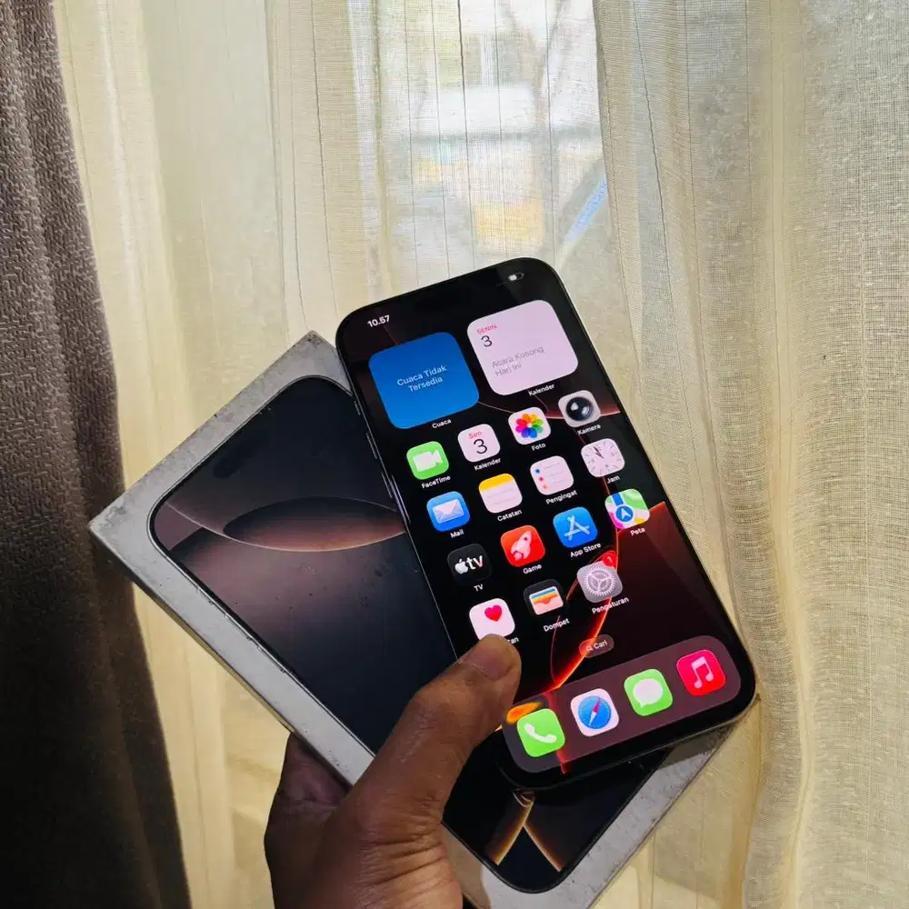 Iphone 16 promax 256 ibox like new