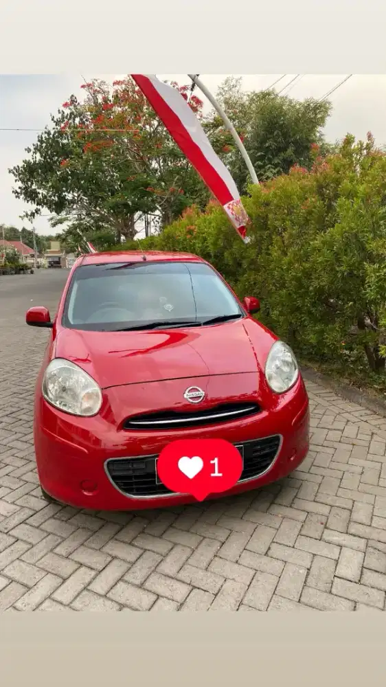 Nissan March 2012