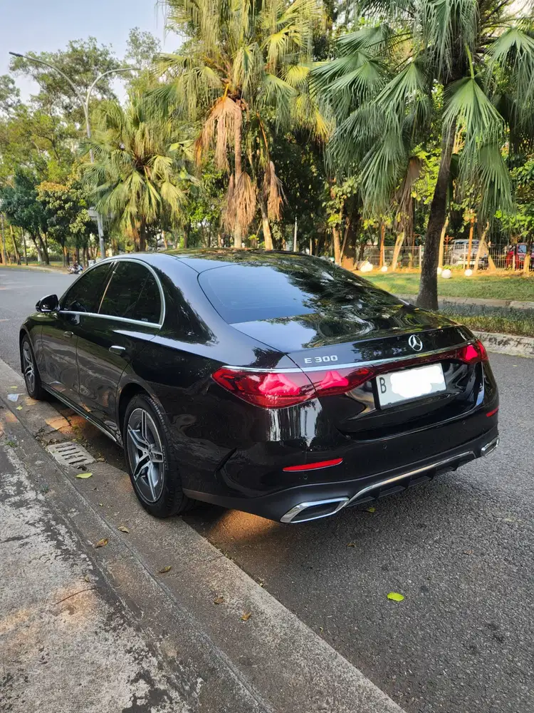 [Km 800Perak] Mercedes-Benz E300 AMG 2025 Mercy mdl 2024 reg 2026