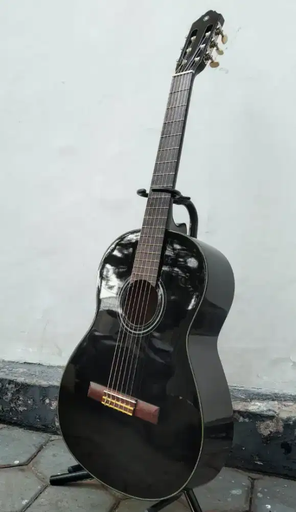 Gitar yamaha C 40