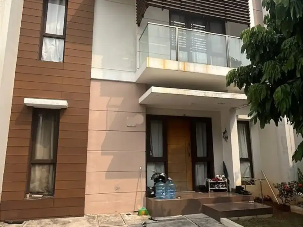 Rumah Murah fasilitas club house di Cluster Summarecon Bekasi