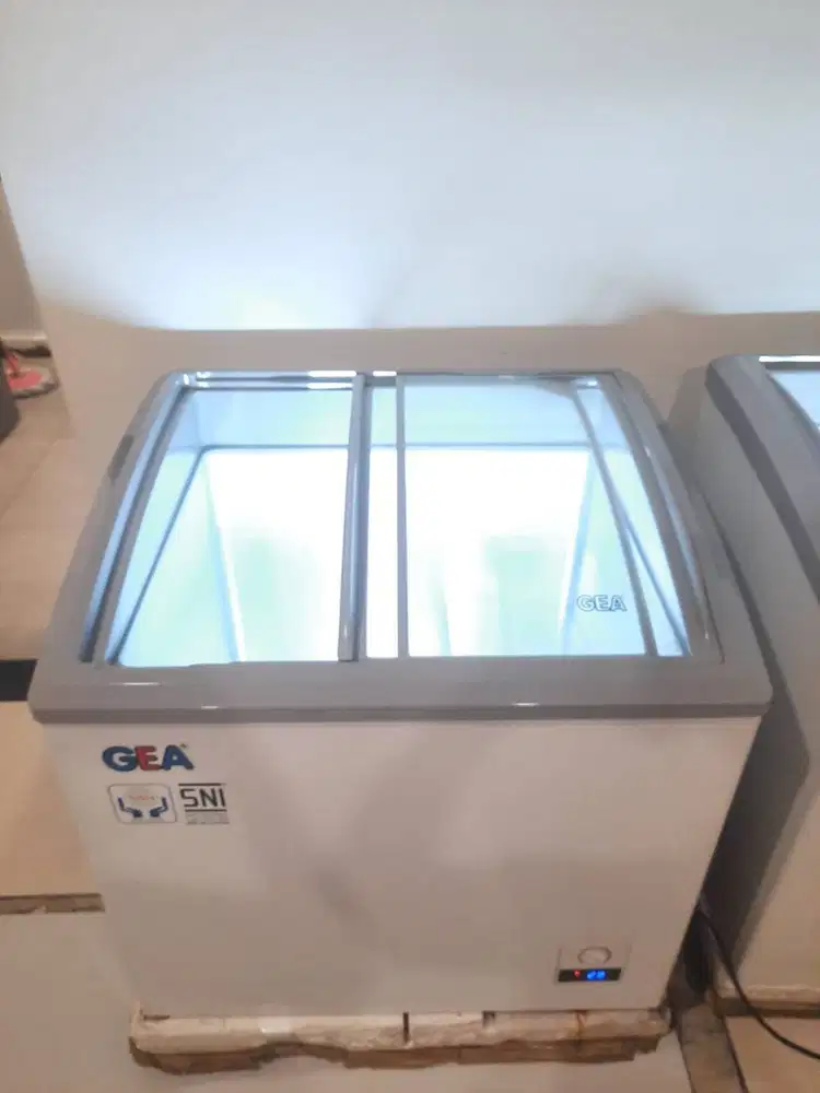 Freezer GEA SD-213 Sliding Glass 213L - Second