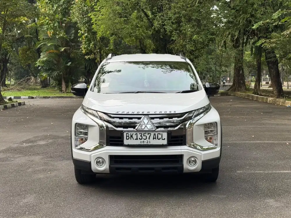 Mitsubishi Expander Cross Black Edition (Rockford Fosgate) CVT