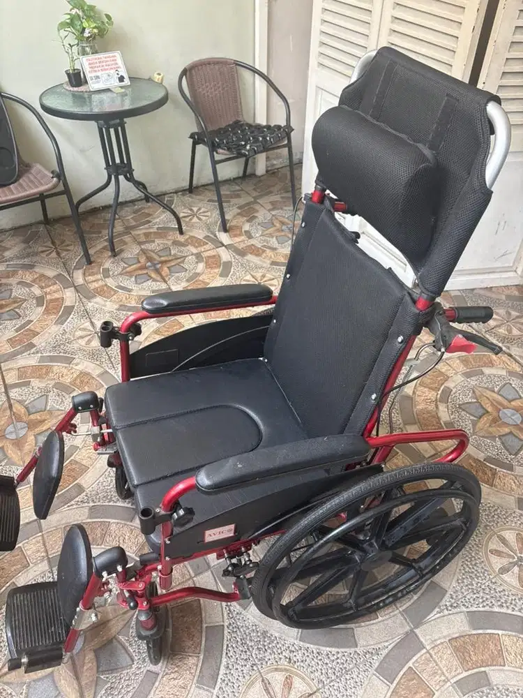 Kursi Roda Tiduran Avico