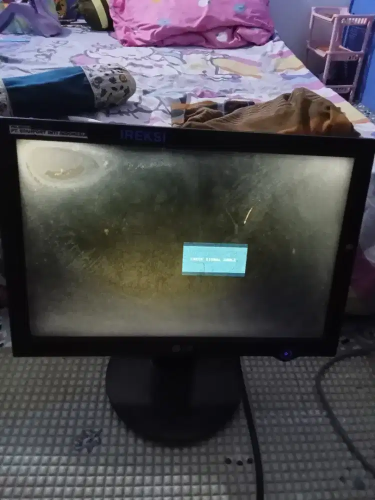 DIJUAL MONITOR LCD LG Flatron L177WSB 17 inci.