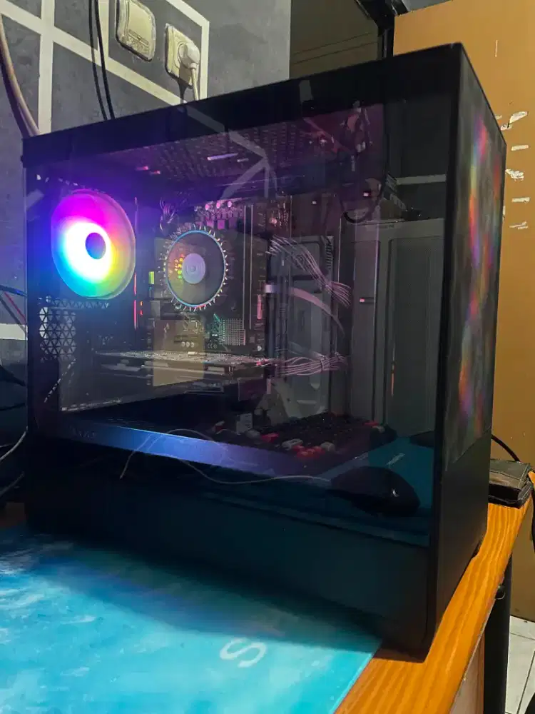Dijual Cepat PC Fractal Gen 12f + VGA Galax GTX 1650 super BU