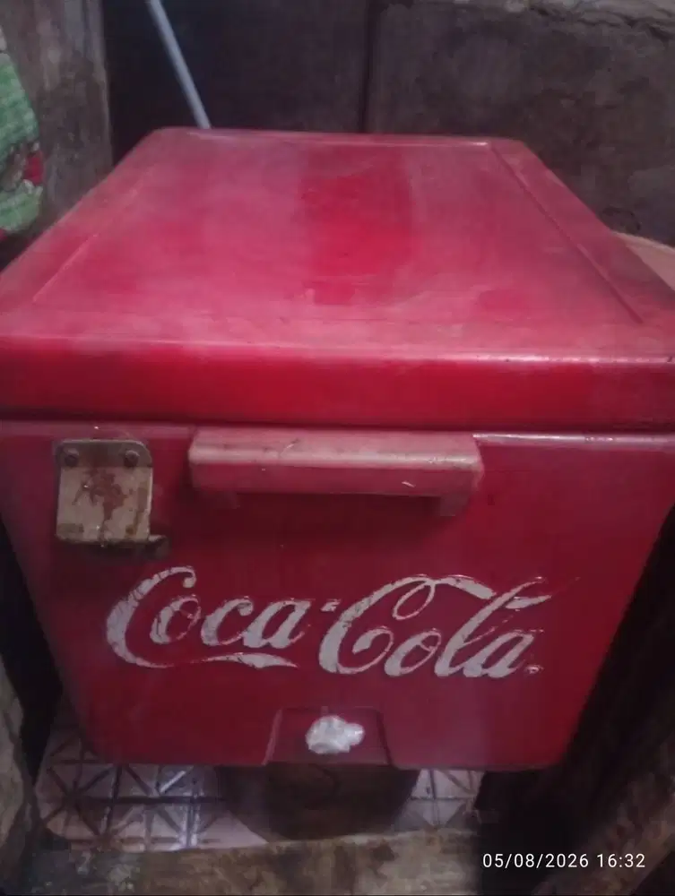 box cooler coca col4