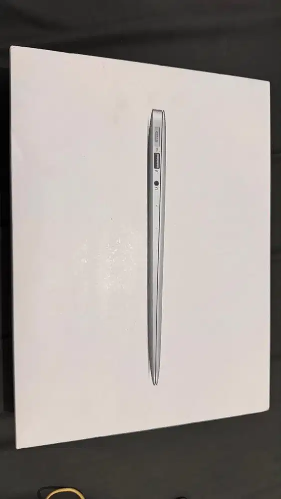 Macbook Air 13 Inch Tahun 2017