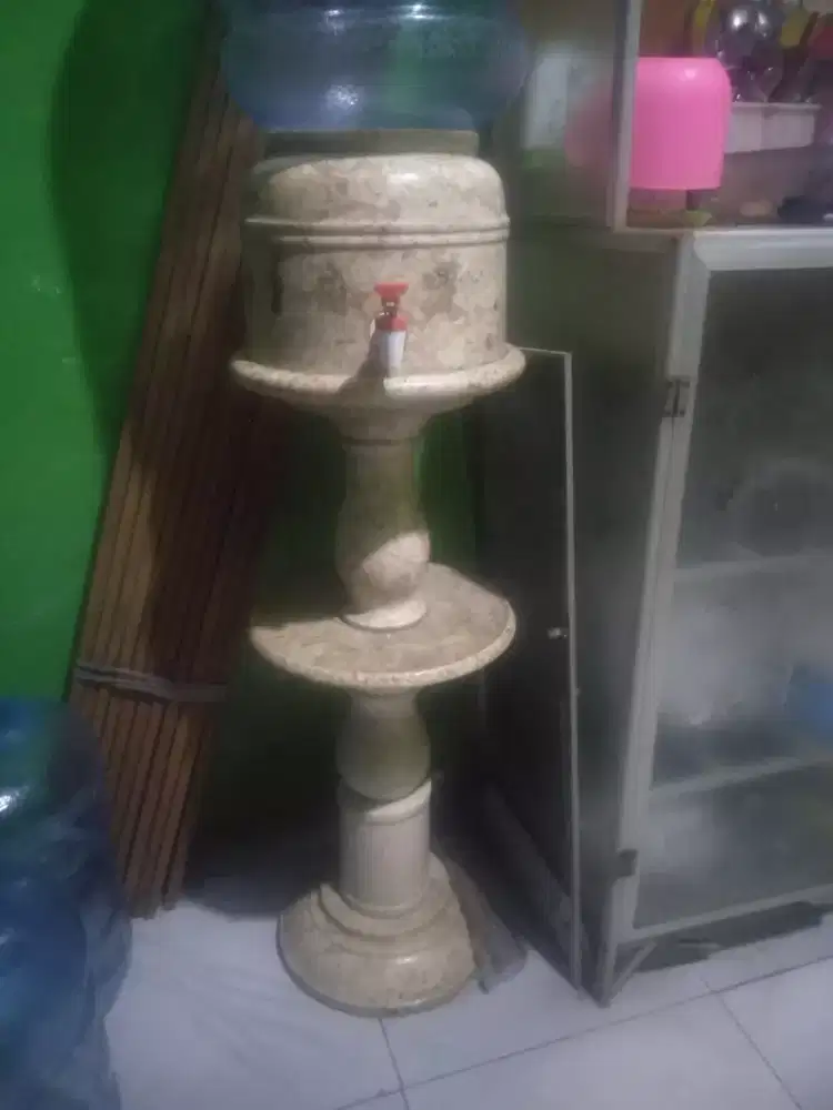 Dispenser Marmer