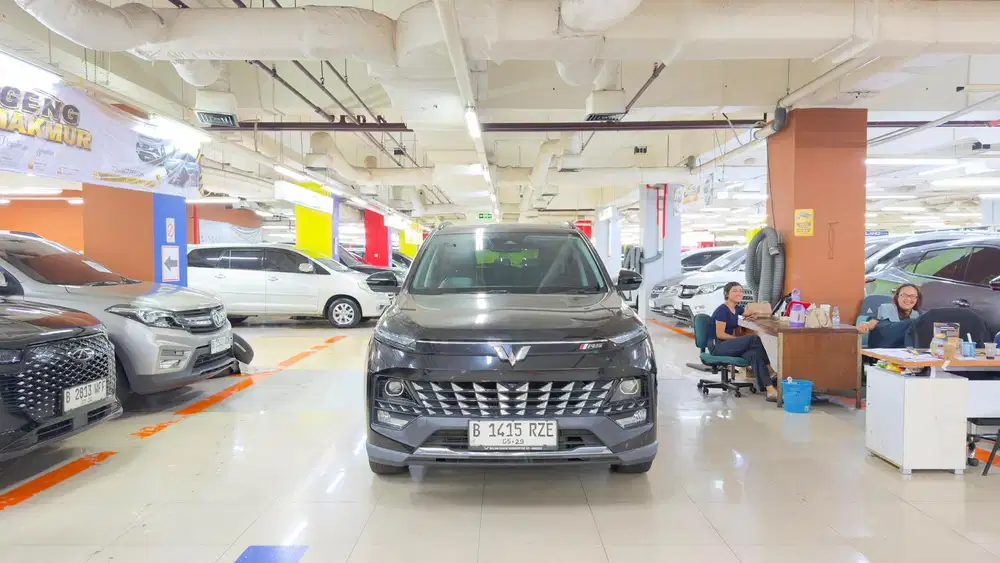 Wuling Almaz RS 7 Seat
